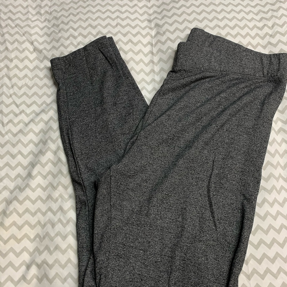 Lou & Grey dark heathered grey leggings - Picture 1 of 5